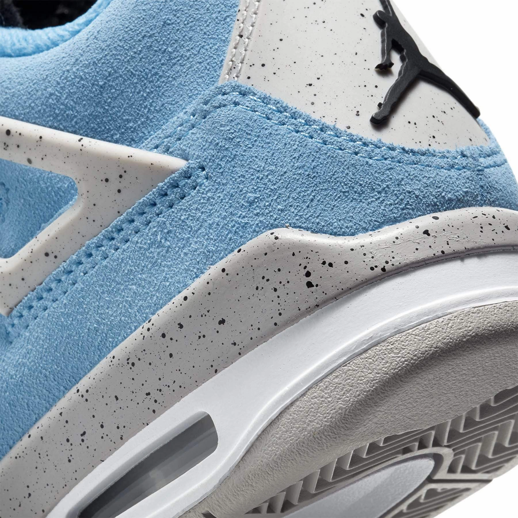 Air Jordan 4 Retro GS 'University Blue' Air Jordan 4 retro basketball sneakers