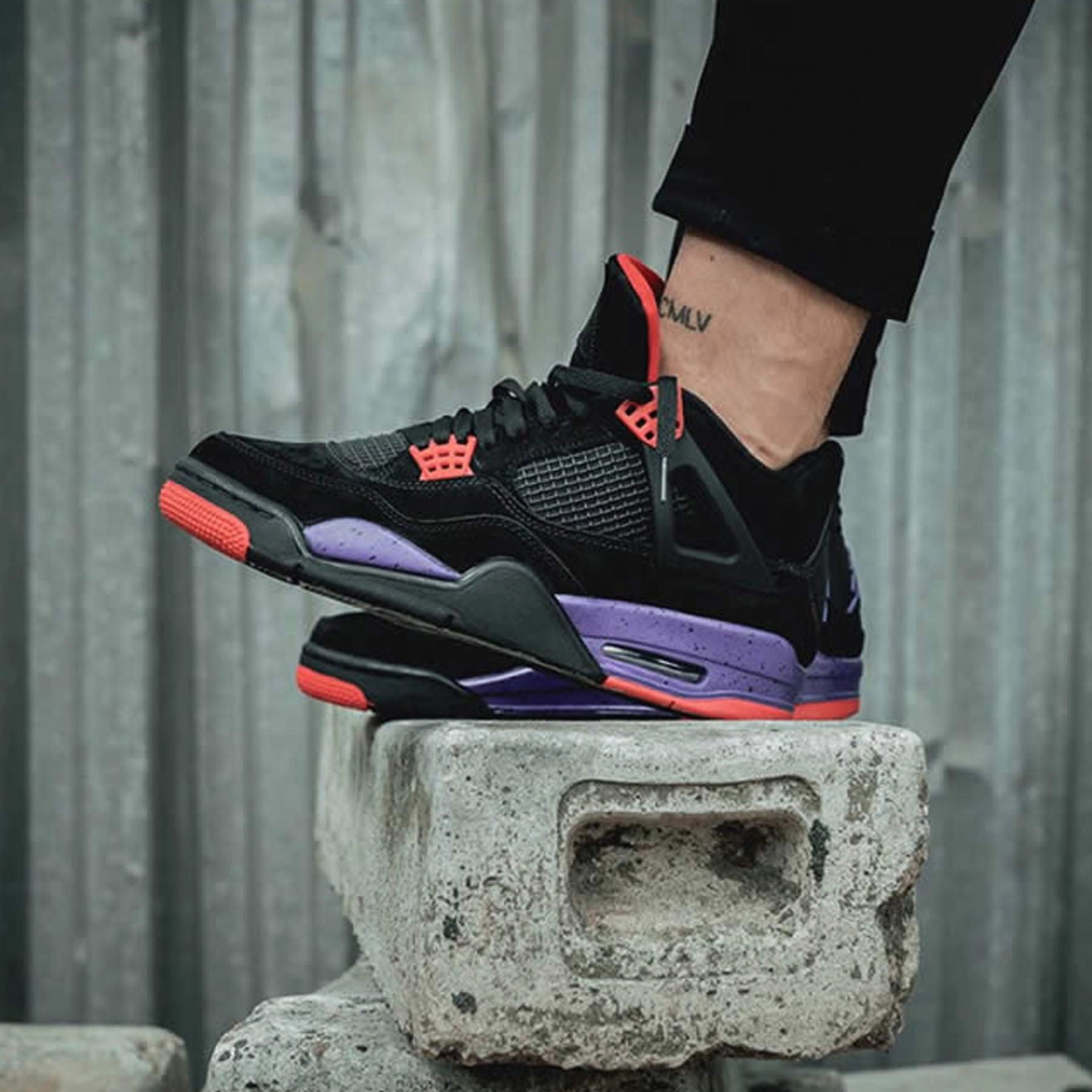 Air Jordan 4 Retro NRG 'Raptors - Drake Signature' Air Jordan 4 retro basketball sneakers