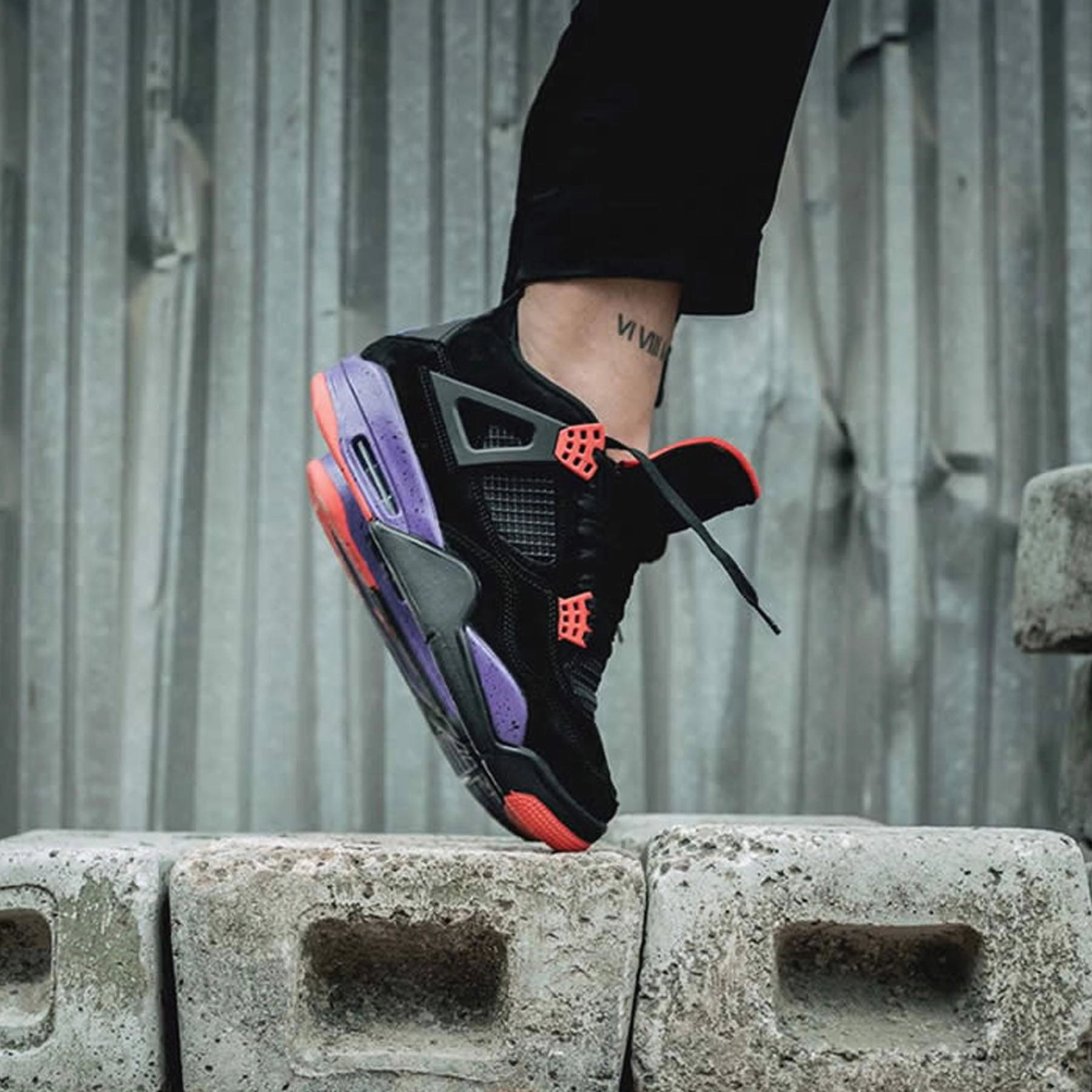 Air Jordan 4 Retro NRG 'Raptors - Drake Signature' Air Jordan 4 retro basketball sneakers