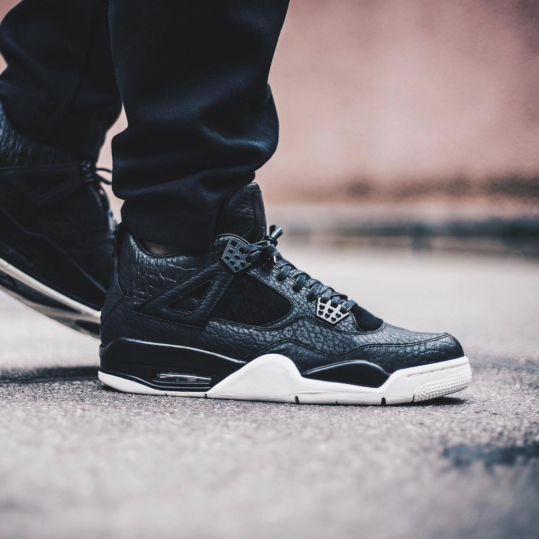Air Jordan 4 Retro PRM 'Pinnacle' Air Jordan 4 retro basketball sneakers