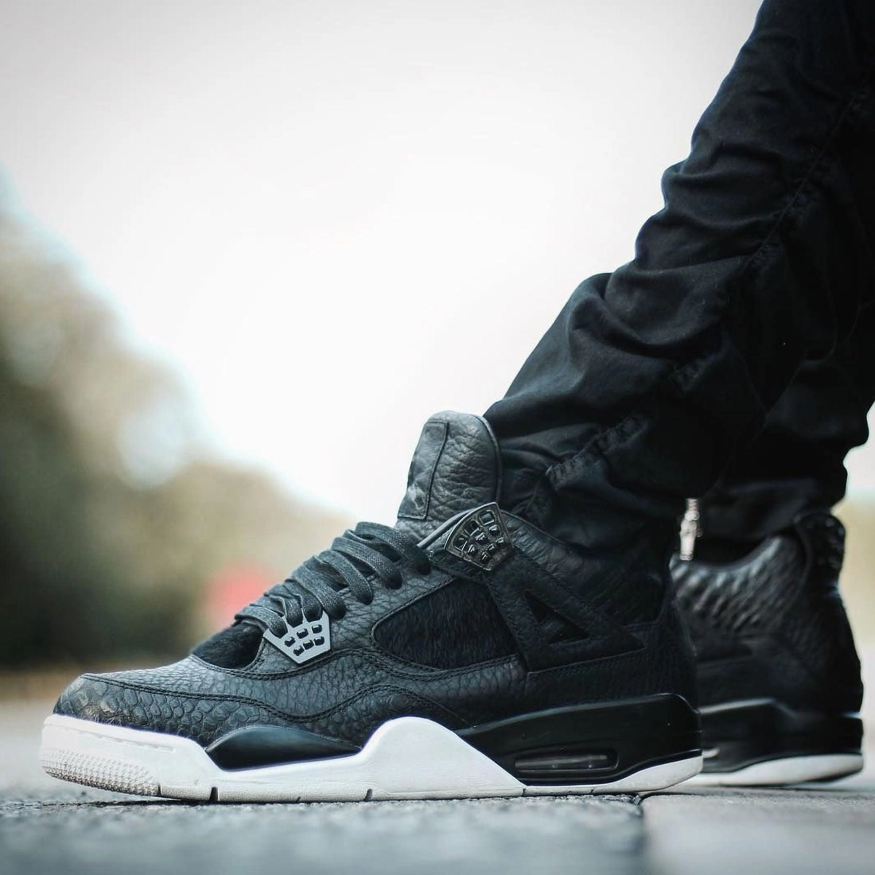 Air Jordan 4 Retro PRM 'Pinnacle' Air Jordan 4 retro basketball sneakers
