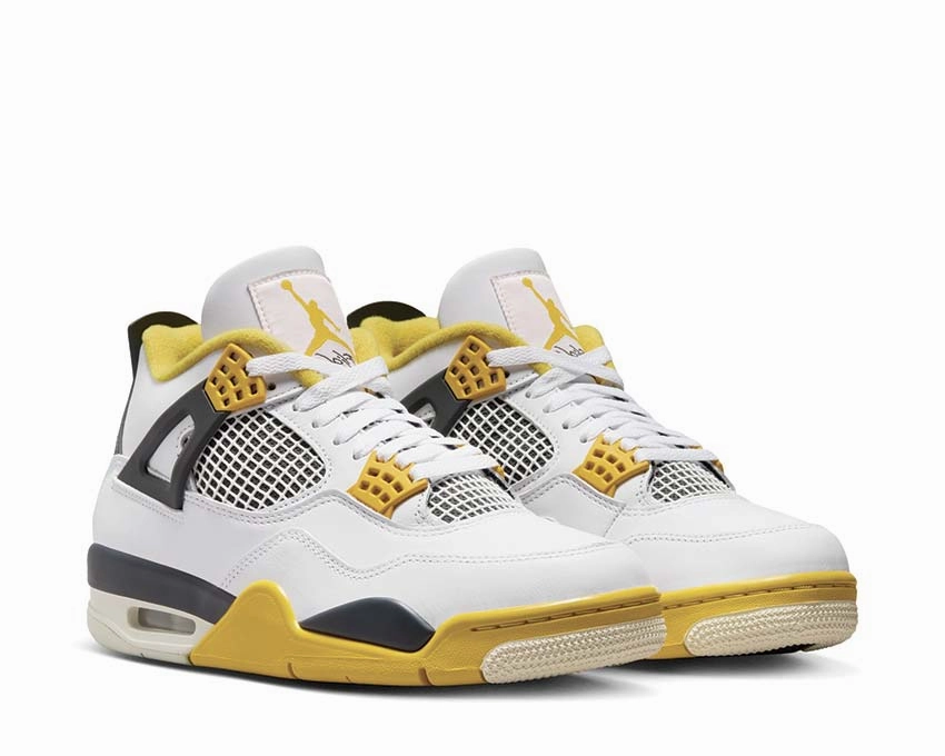 Air Jordan 4 Retro "Vivid Sulfur" Womens performance trainers