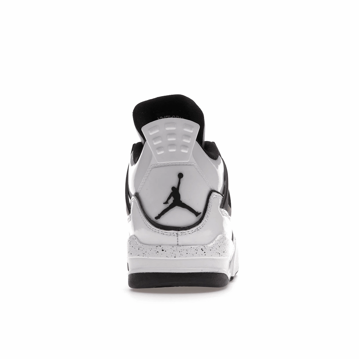 Air Jordan 4 Retro SE DIY Fan-favorite sport trainers