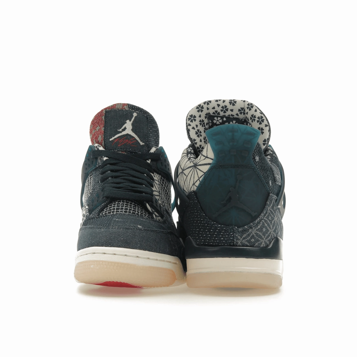 Air Jordan 4 Retro SE Sashiko Fan-favorite sport trainers