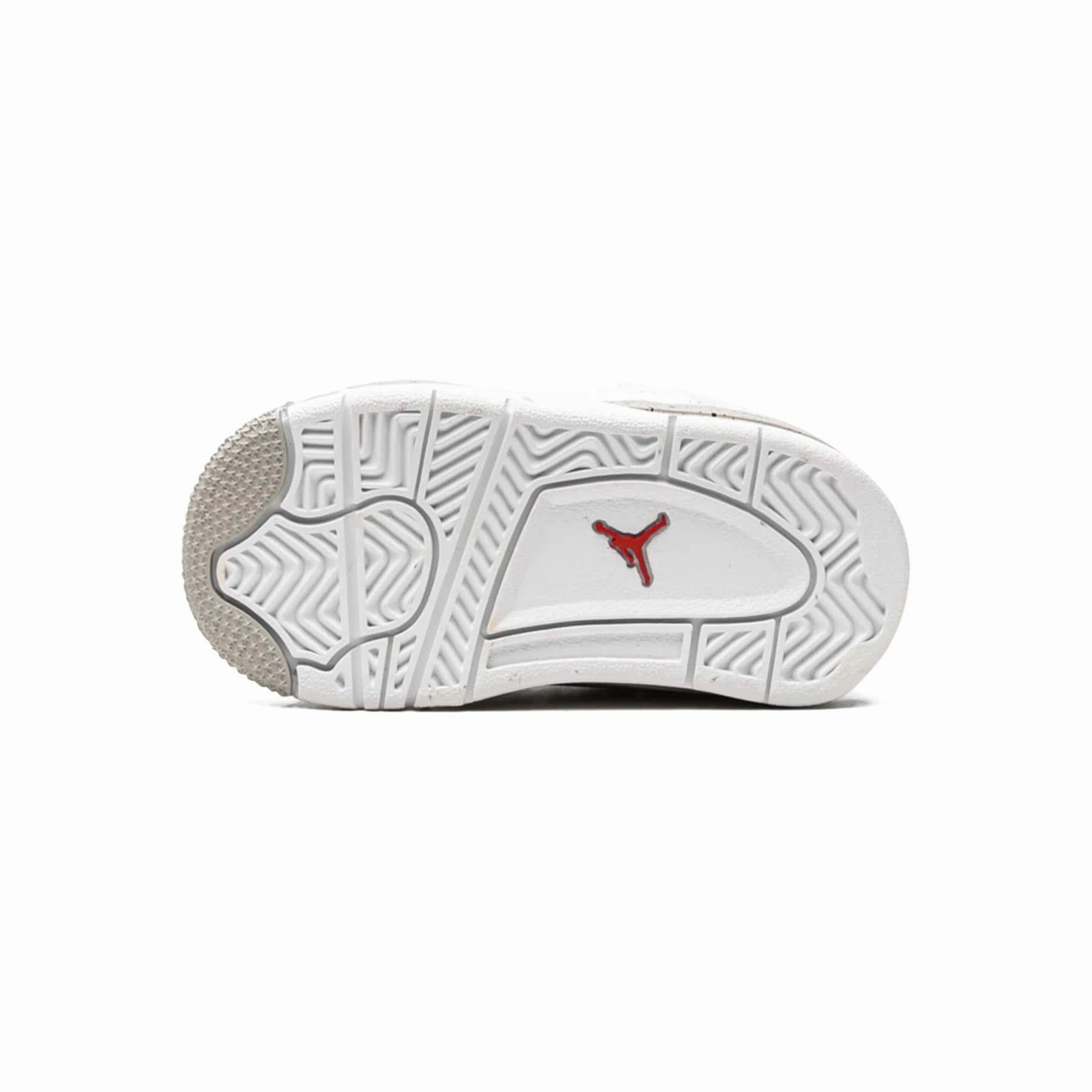 Air Jordan 4 Retro TD 'White Oreo' Air Jordan 4 retro basketball sneakers