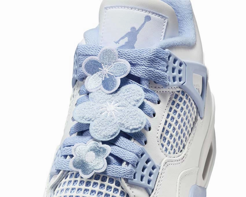 Air Jordan 4 Retro W "Forget Me Not" Womens performance trainers