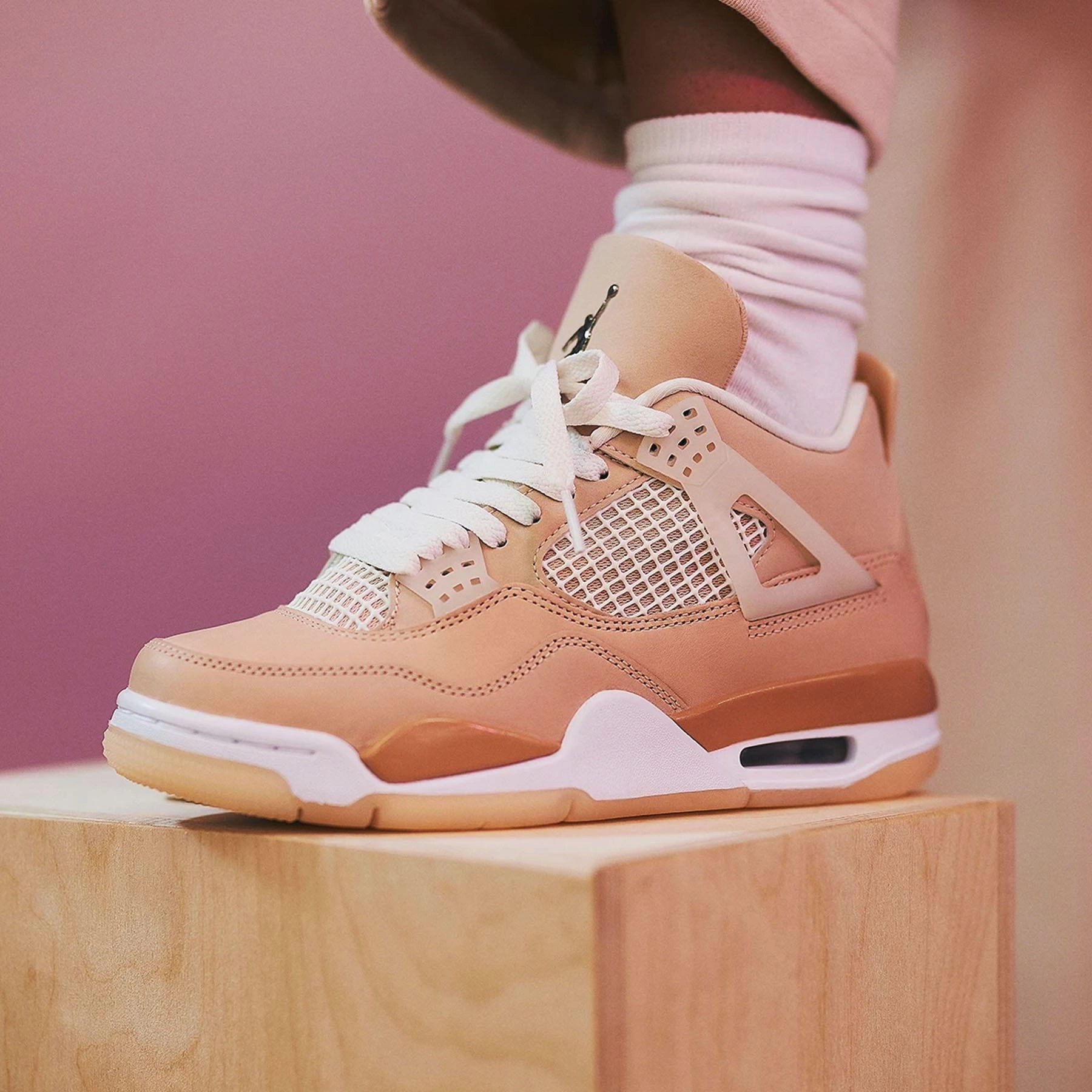 Air Jordan 4 Retro Wmns 'Shimmer' Air Jordan 4 retro basketball sneakers