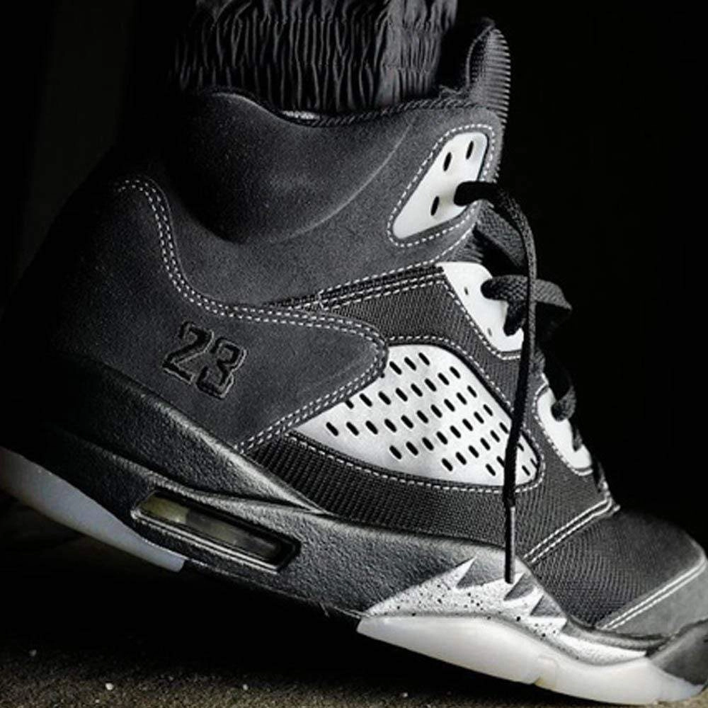 Air Jordan 5 Retro 'Anthracite' Cushioned active lifestyle kicks