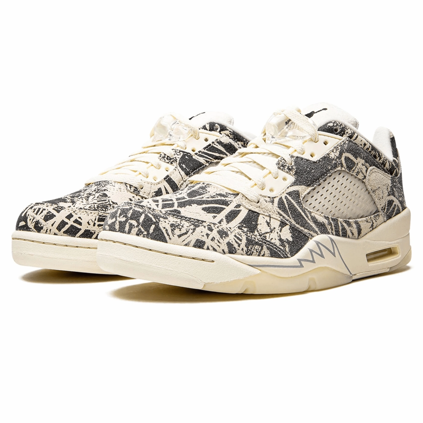 Air Jordan 5 Retro Low Wmns 'Expression' Cushioned active lifestyle kicks