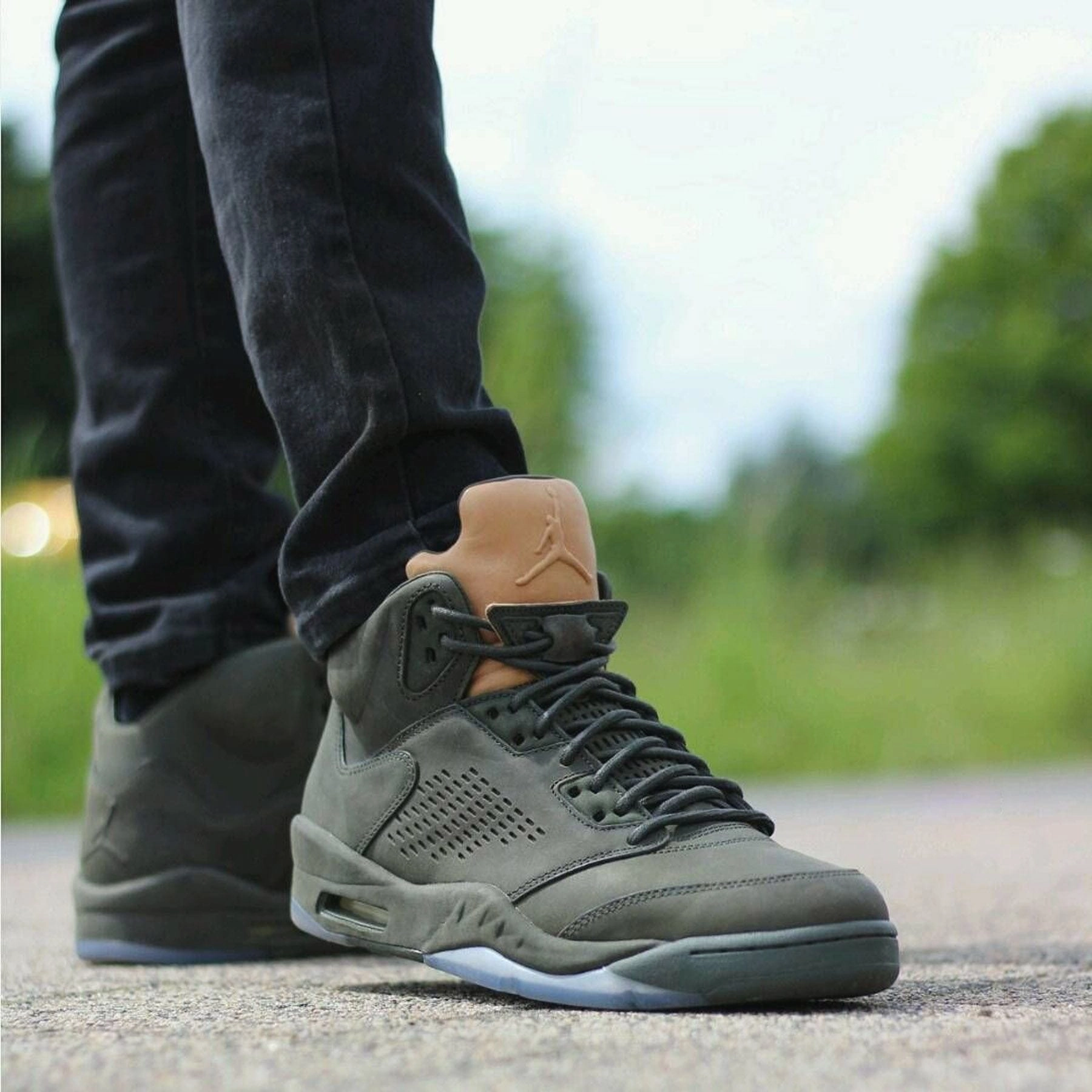Air Jordan 5 Retro Premium 'Take Flight' Cushioned active lifestyle kicks