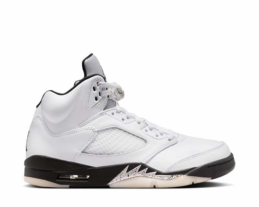 Air Jordan 5 Retro "White and Black" Mens Air Jordan basketball sneakers