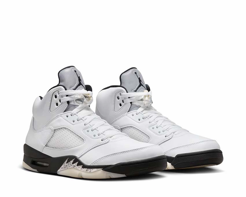 Air Jordan 5 Retro "White and Black" Mens court performance shoes