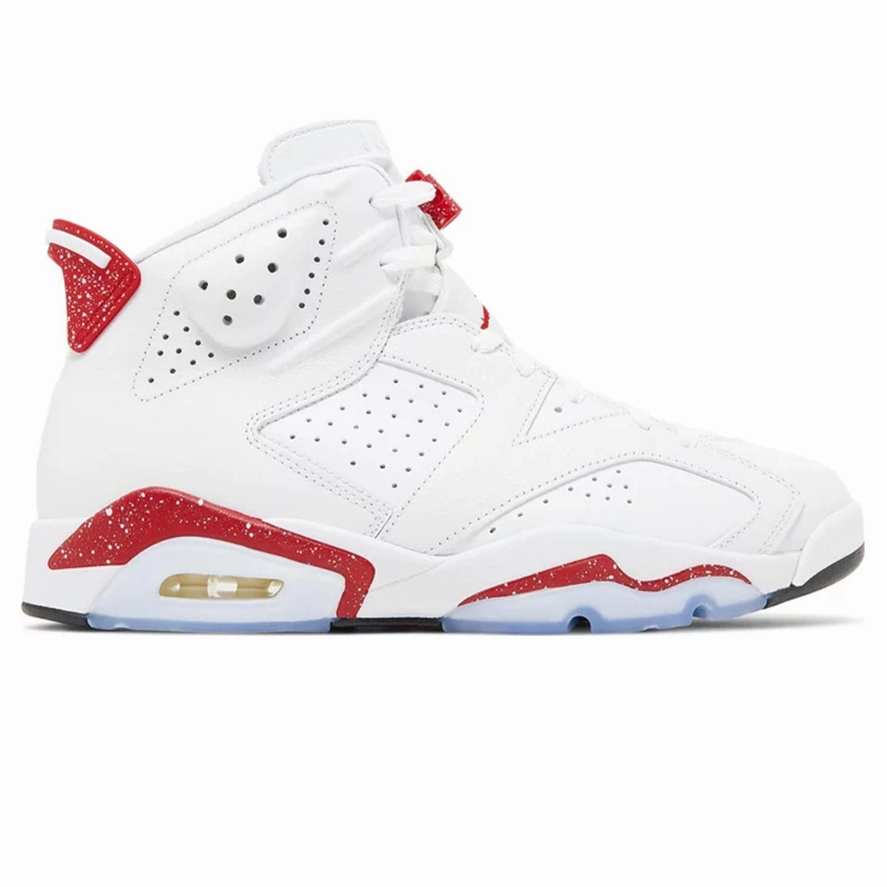 Air Jordan 6 Retro 'Red Oreo' Responsive game-time sneakers