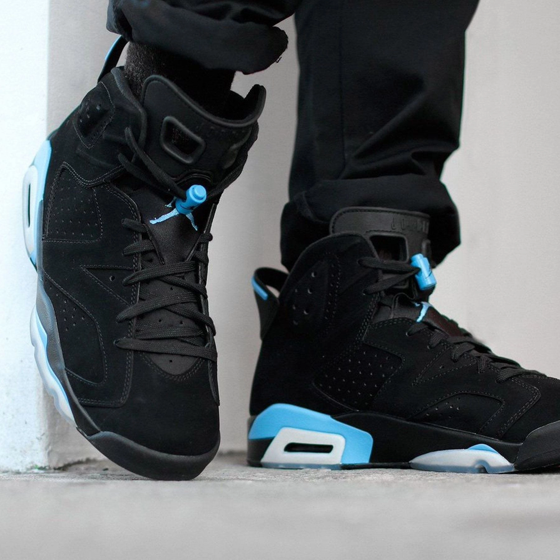 Air Jordan 6 Retro 'UNC' Responsive game-time sneakers