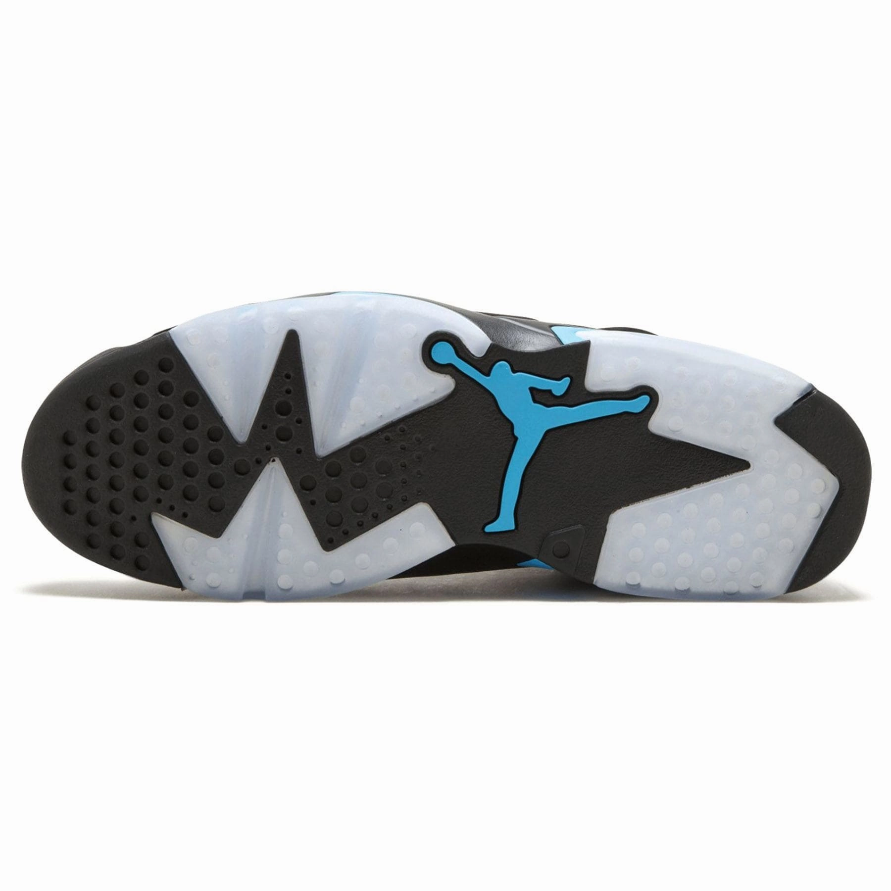 Air Jordan 6 Retro 'UNC' Responsive game-time sneakers