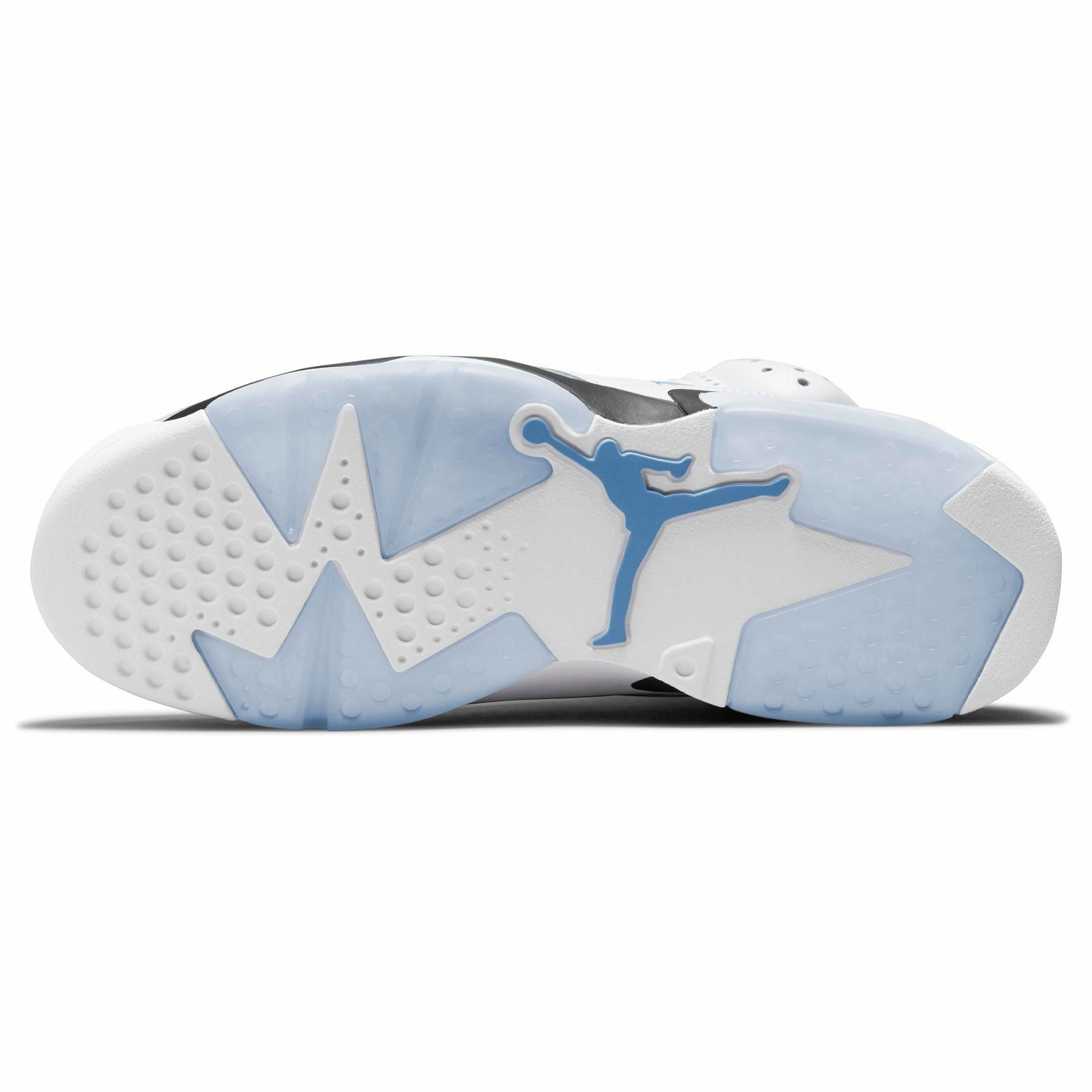 Air Jordan 6 Retro 'UNC Home' Responsive game-time sneakers