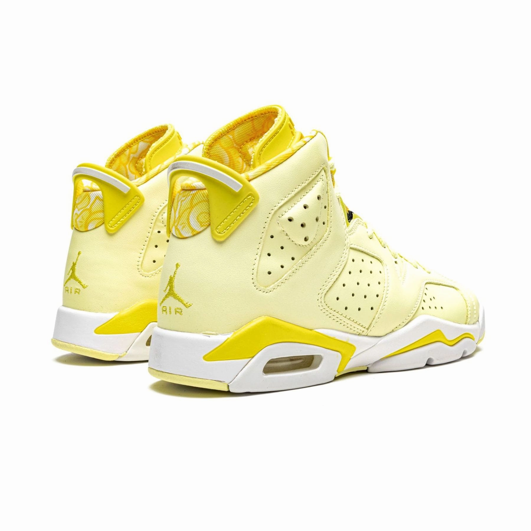 Air Jordan 6 Retro GG 'Citron Tint' Responsive game-time sneakers
