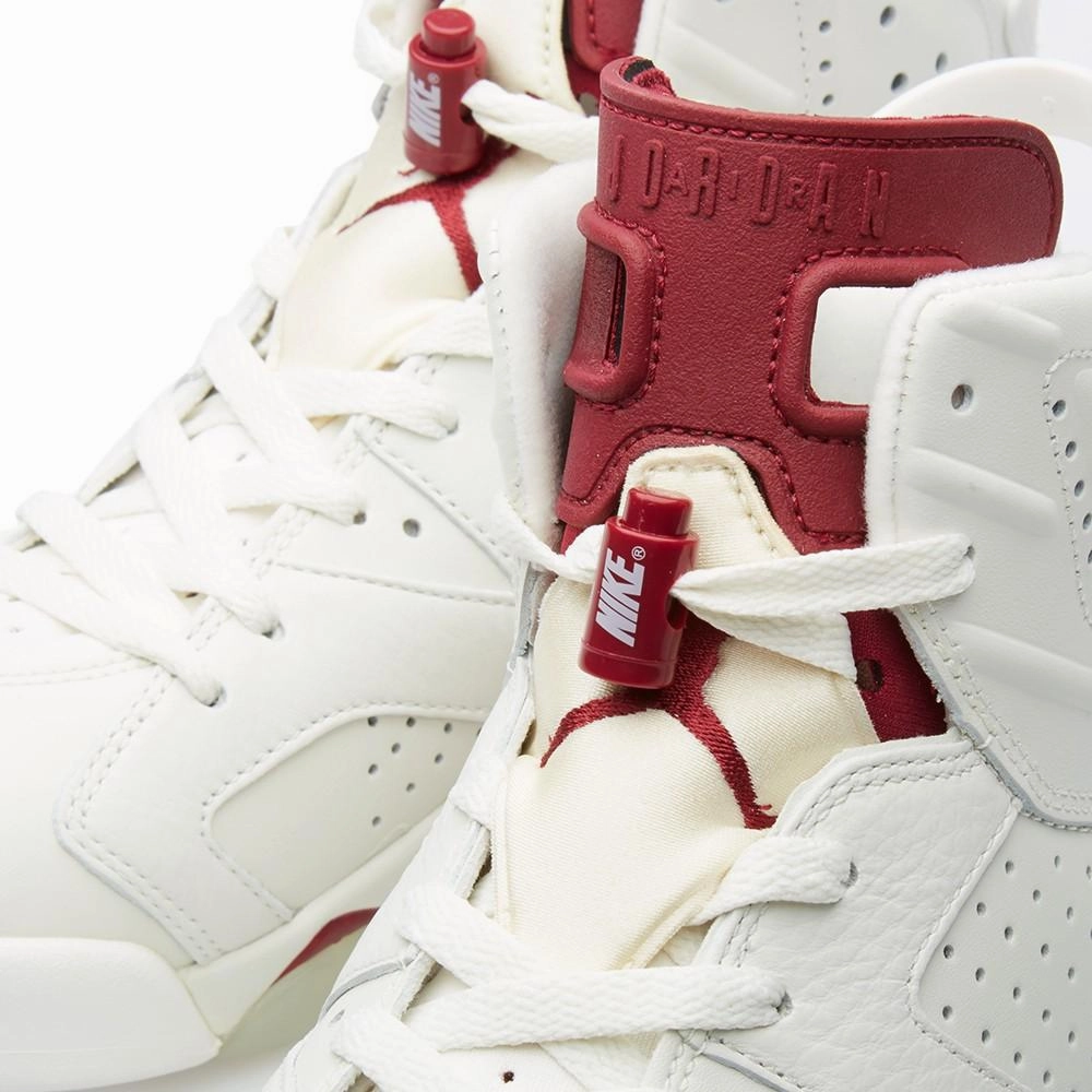Air Jordan 6 Retro Maroon Responsive game-time sneakers