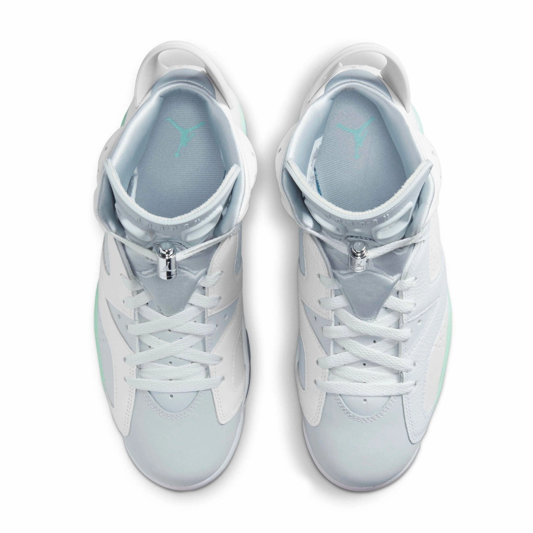 Air Jordan 6 Retro Wmns 'Mint Foam' Responsive game-time sneakers