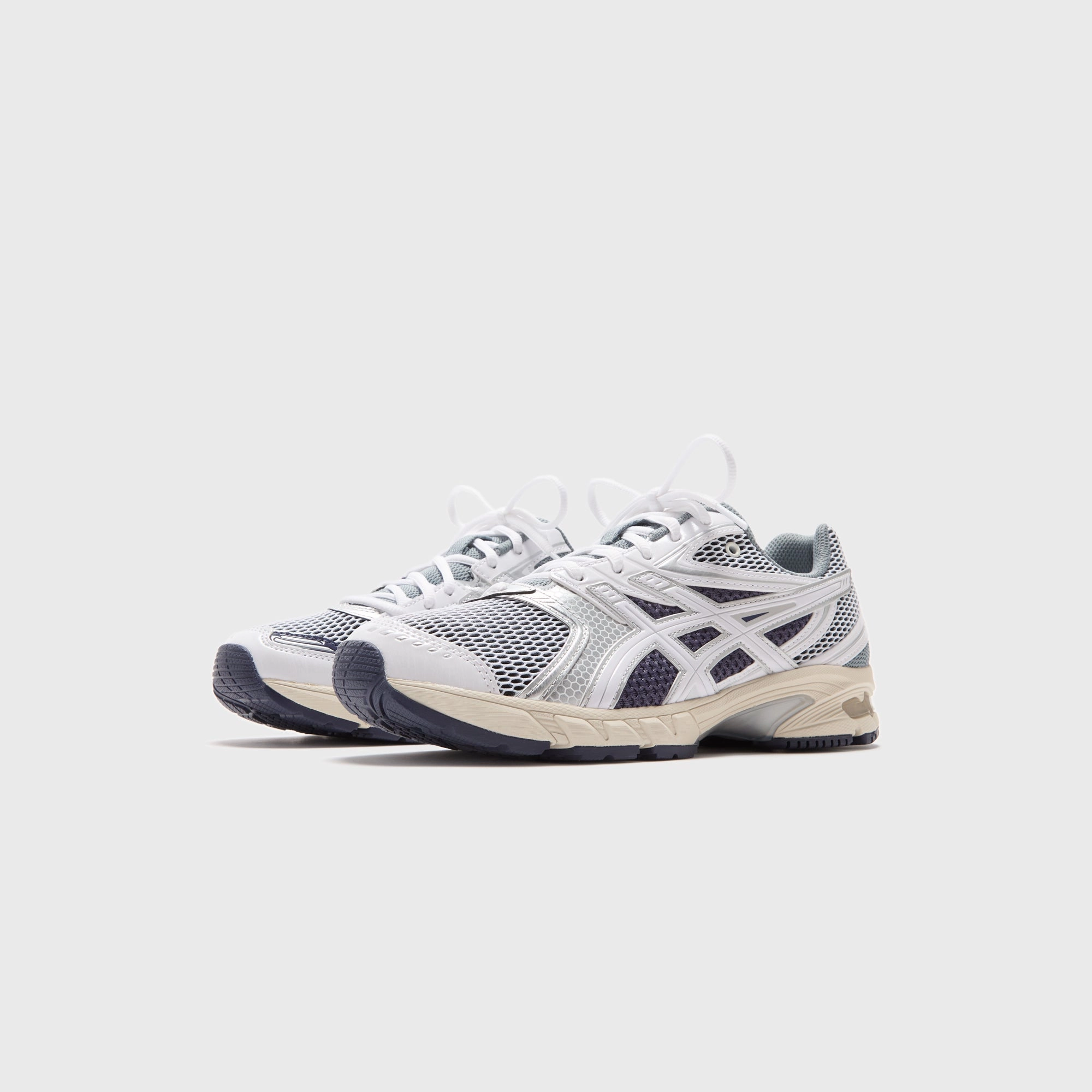 ASICS Gel-DS Trainer 14 - White / Pure Silver Sport lifestyle shoes