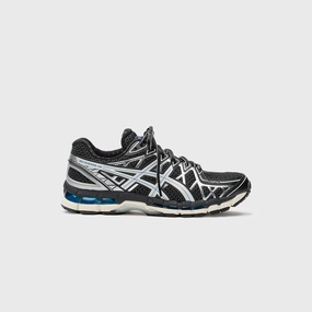 ASICS Gel-Kayano 20 - Black / Pure Silver Lightweight runners for training