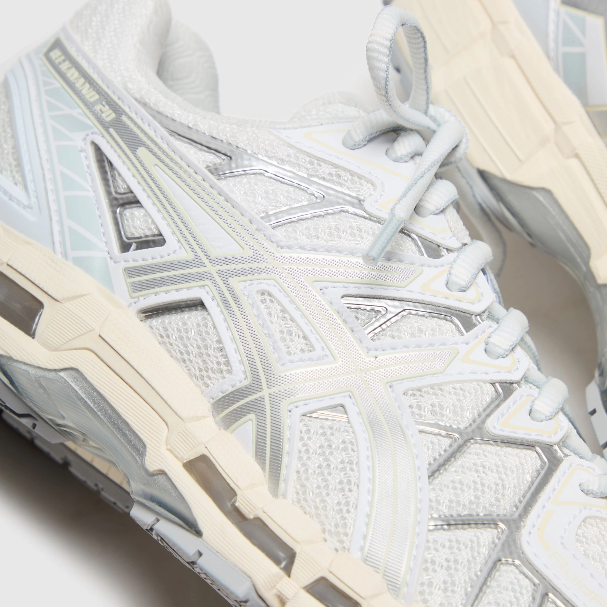 ASICS Gel-Kayano 20 - White / Pure Silver Sport lifestyle shoes