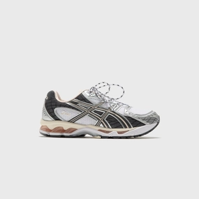 ASICS Gel-Nimbus 10.1 - White / Obsidian Grey Lightweight runners for training
