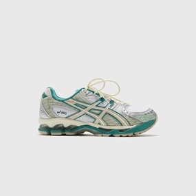 ASICS Gel-Nimbus 10.1 - White / Rainy Lake Lightweight runners for training
