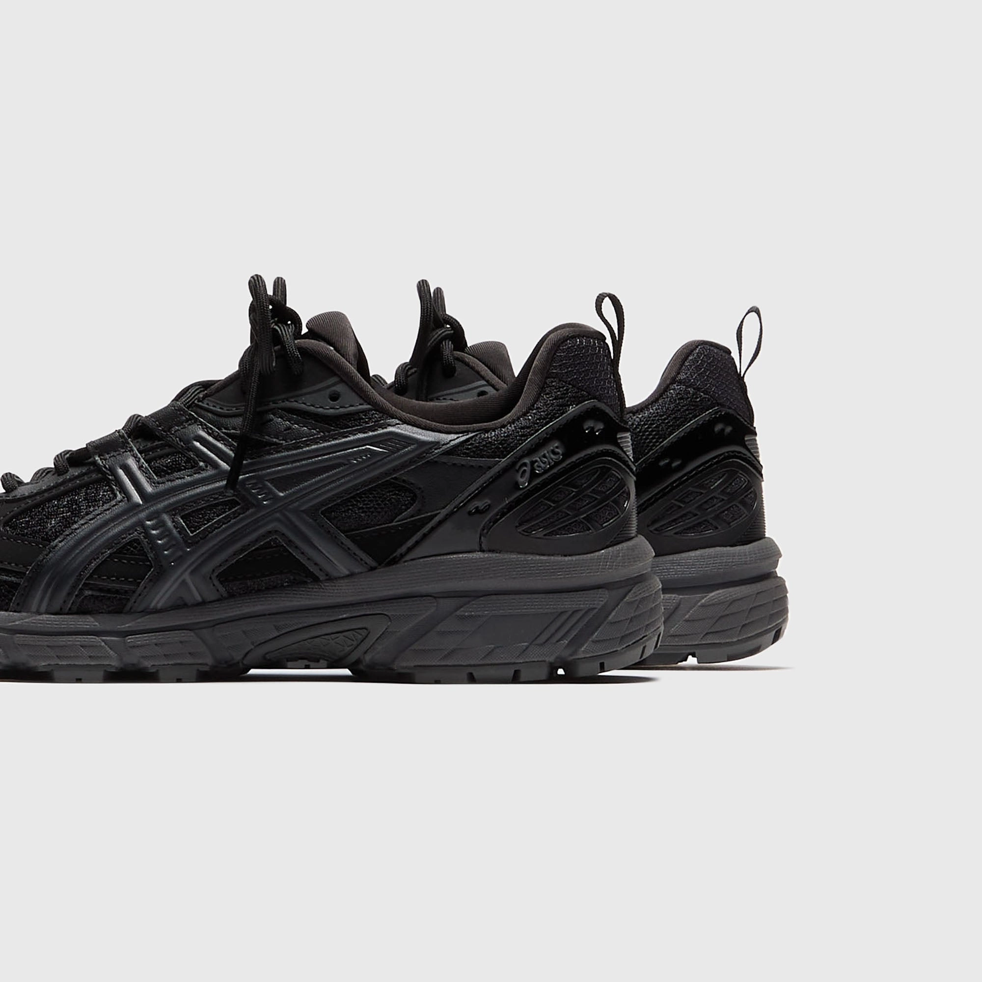 ASICS Gel-Nunobiki - Black / Obsidian Grey Sport lifestyle shoes