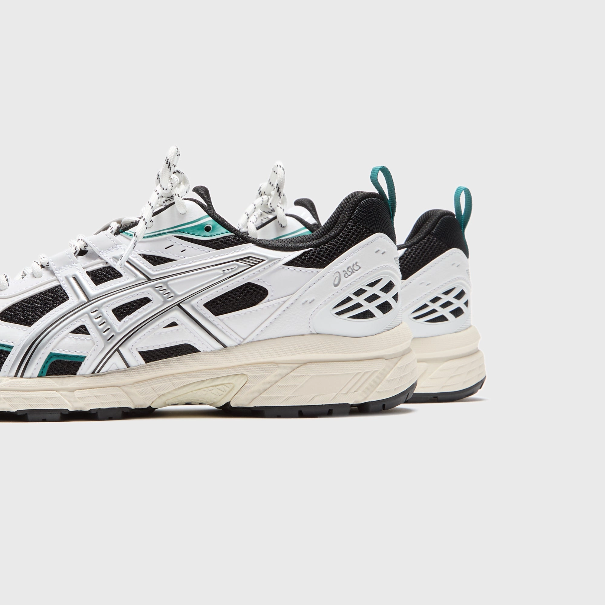 ASICS Gel-Nunobiki - Black / Pure Silver Sport lifestyle shoes