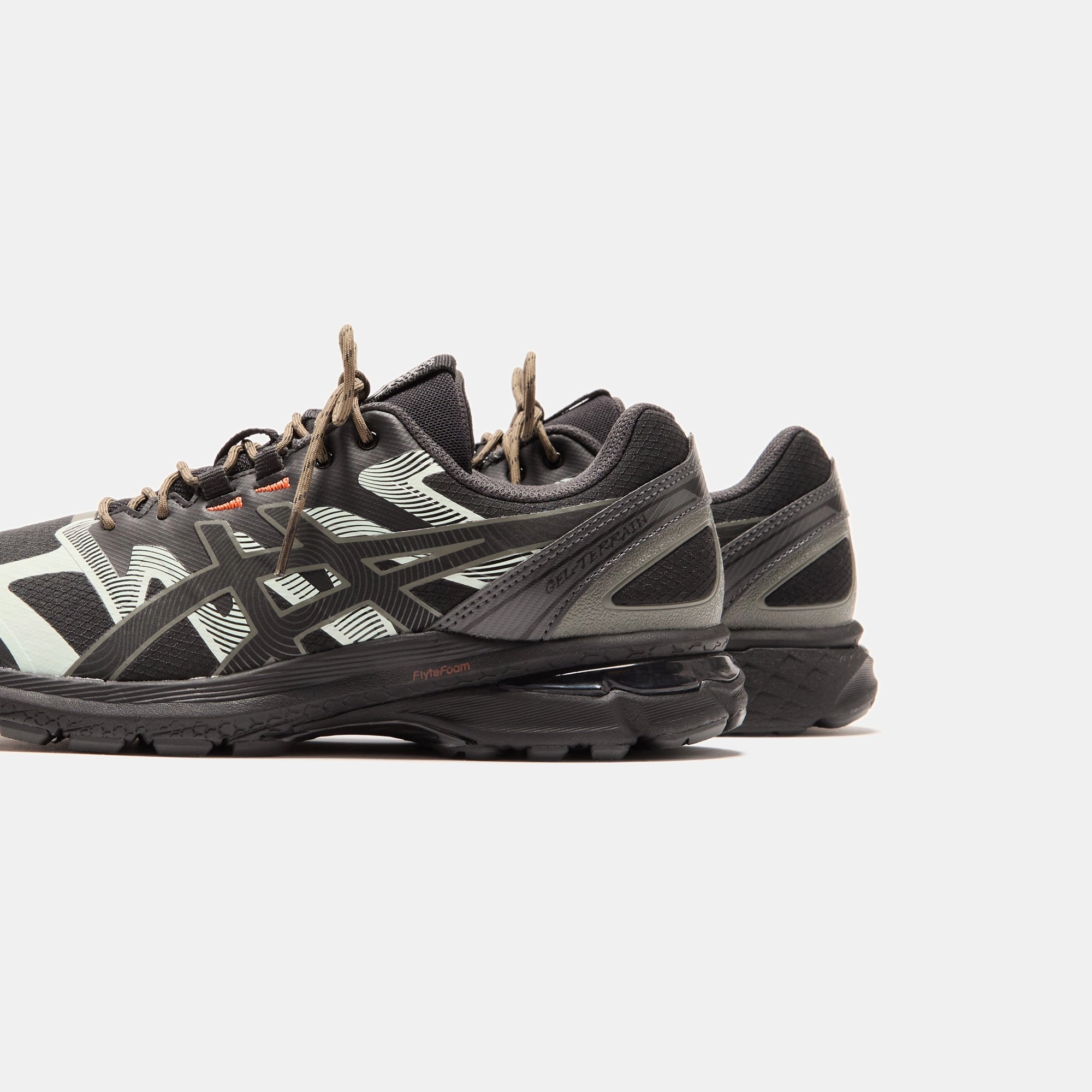 ASICS Gel-Terrain - Black / Truffle Grey Sport lifestyle shoes