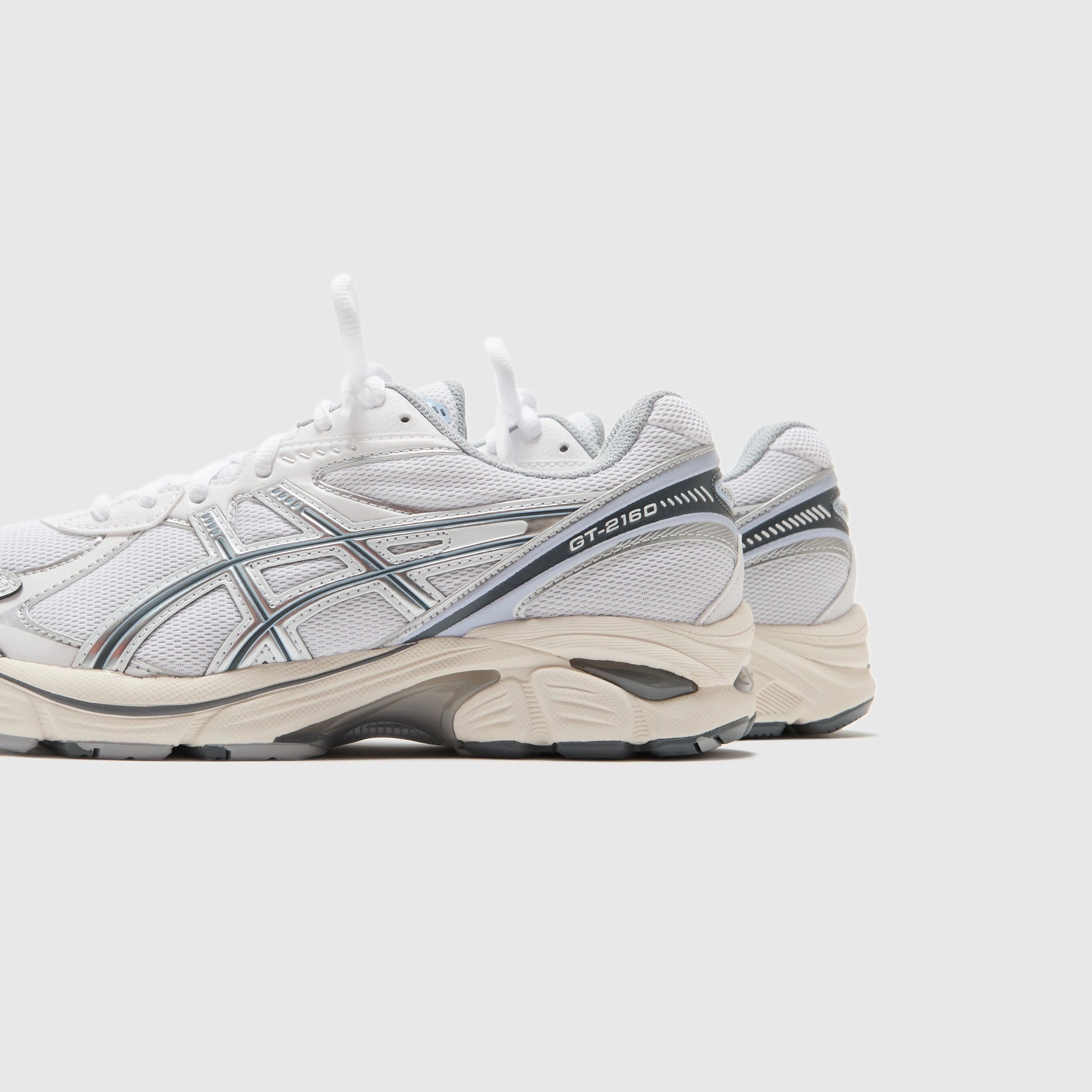 ASICS GT-2160 - White / Blue Fade Sport lifestyle shoes