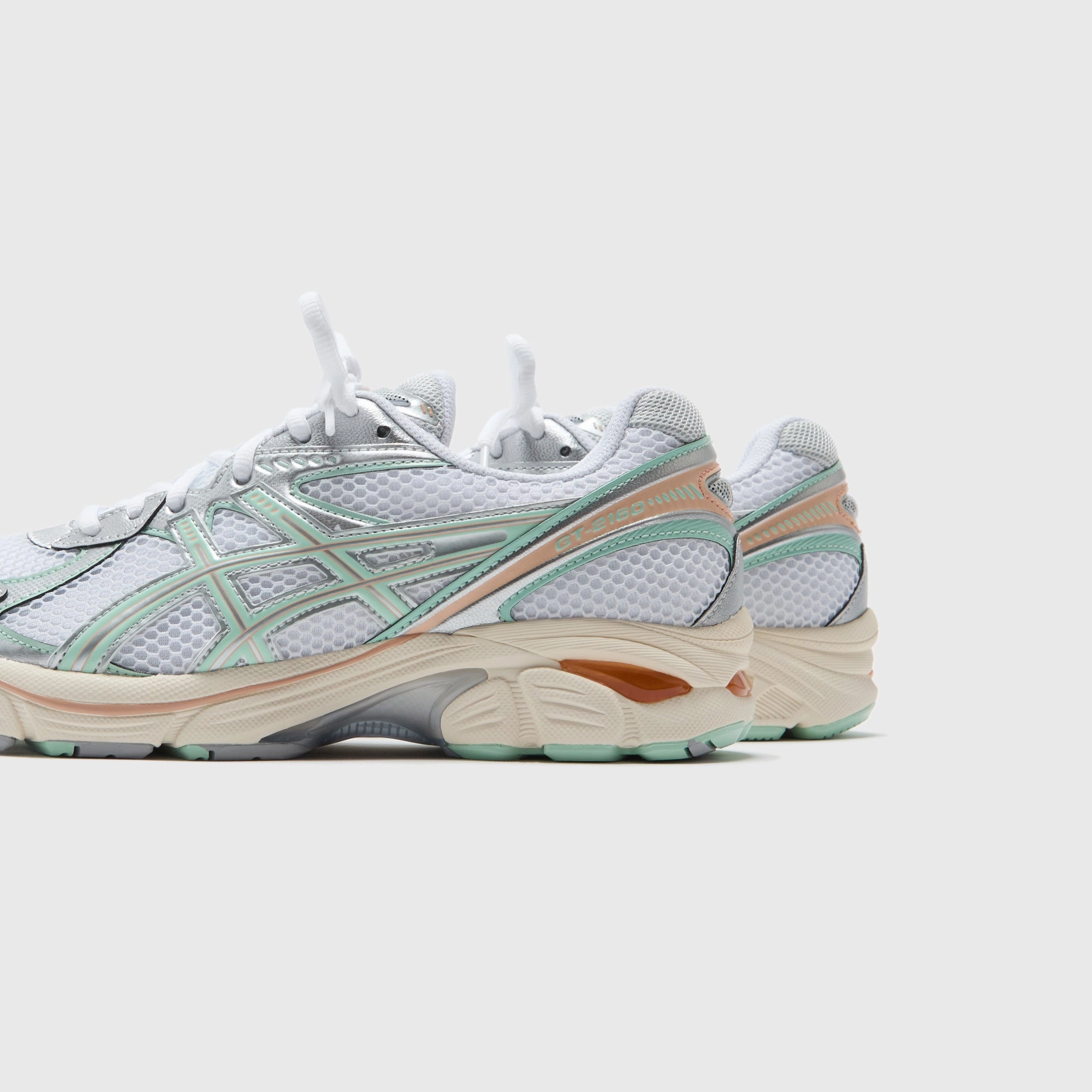 ASICS GT-2160 - White / Mint Tint Sport lifestyle shoes