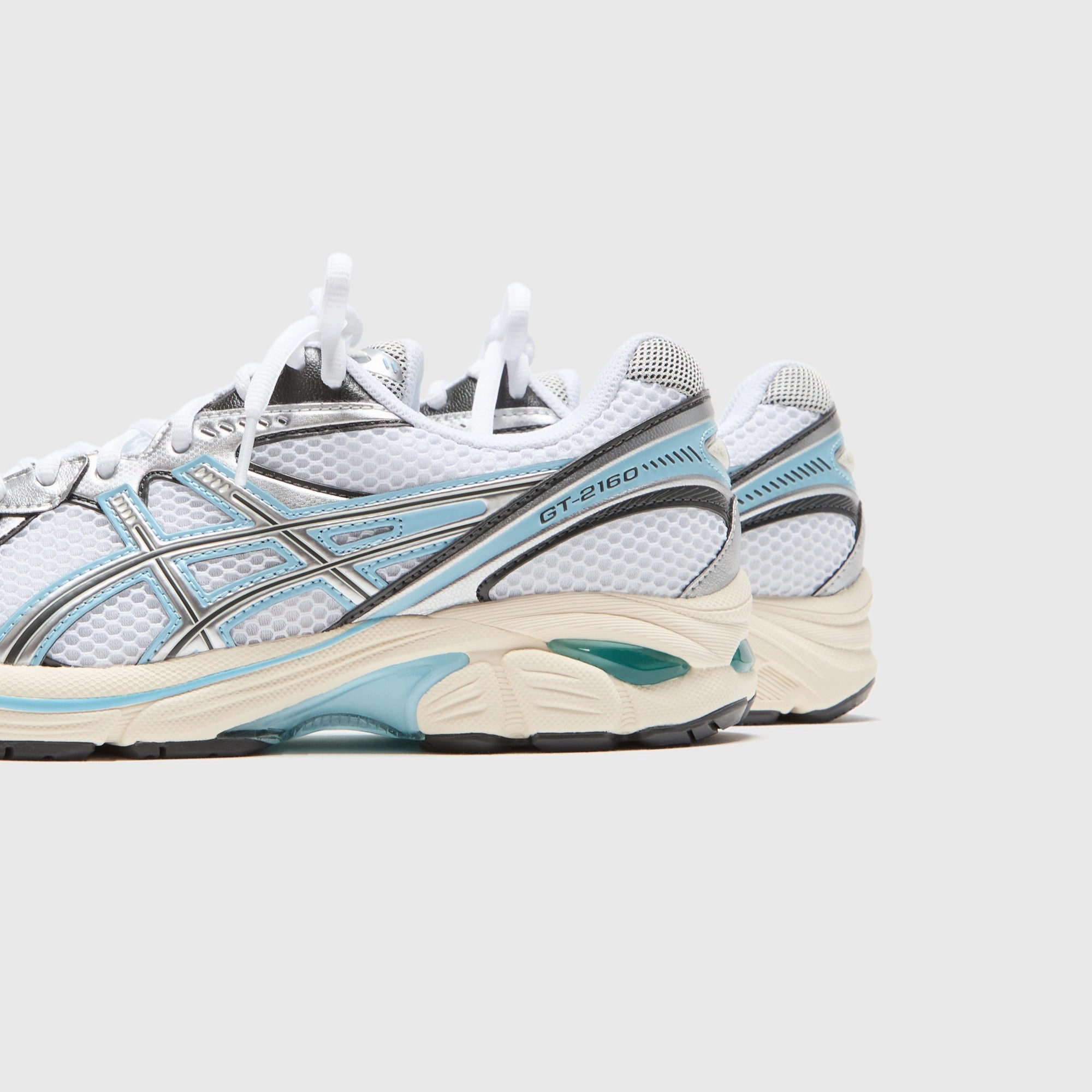 ASICS GT-2160 - White / Pure Silver Sport lifestyle shoes