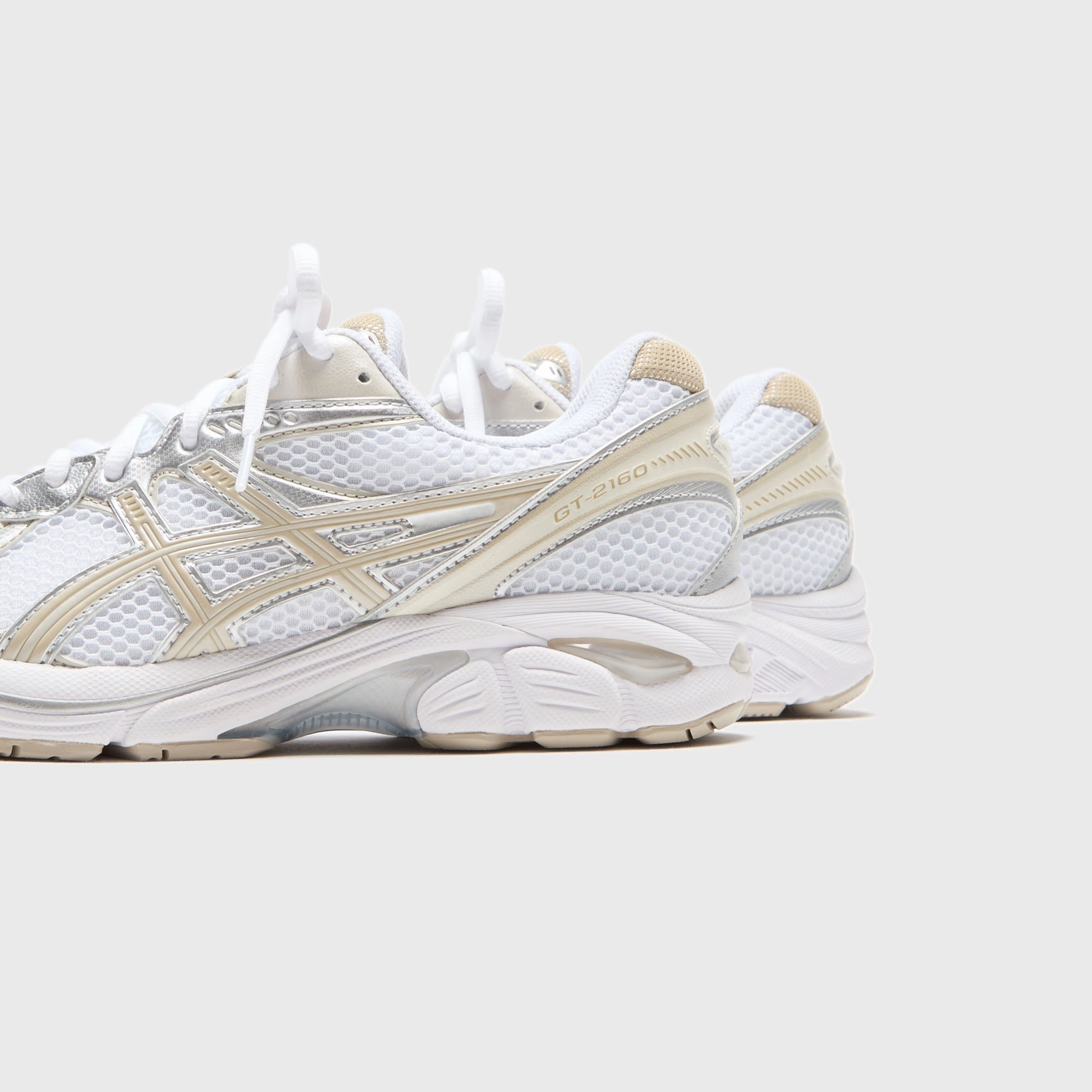 ASICS GT-2160 - White / Putty Sport lifestyle shoes