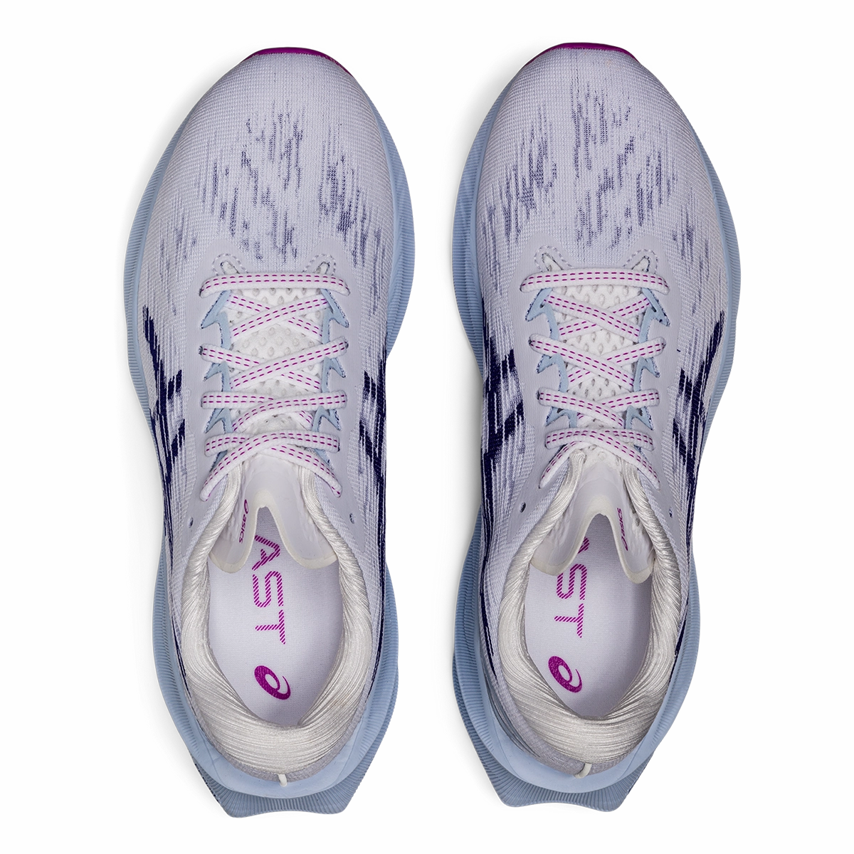 Asics Novablast 3 Asics neutral running shoes