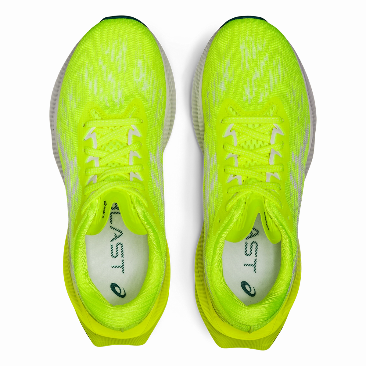 Asics Novablast 3 Asics neutral running shoes