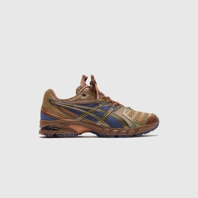 ASICS Ub9-S Gel-DS Trainer 14 - Desert Camp / Piquant Orange Lightweight runners for training