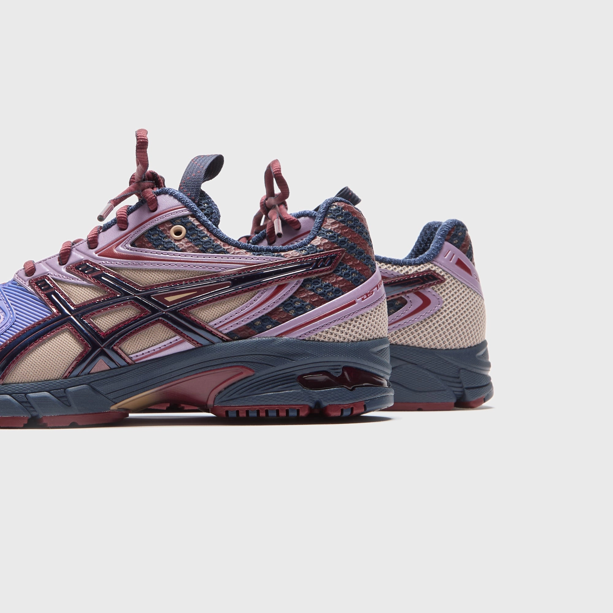 ASICS Ub9-S Gel-Ds Trainer 14 - Midnight / Purple Oxide Sport lifestyle shoes
