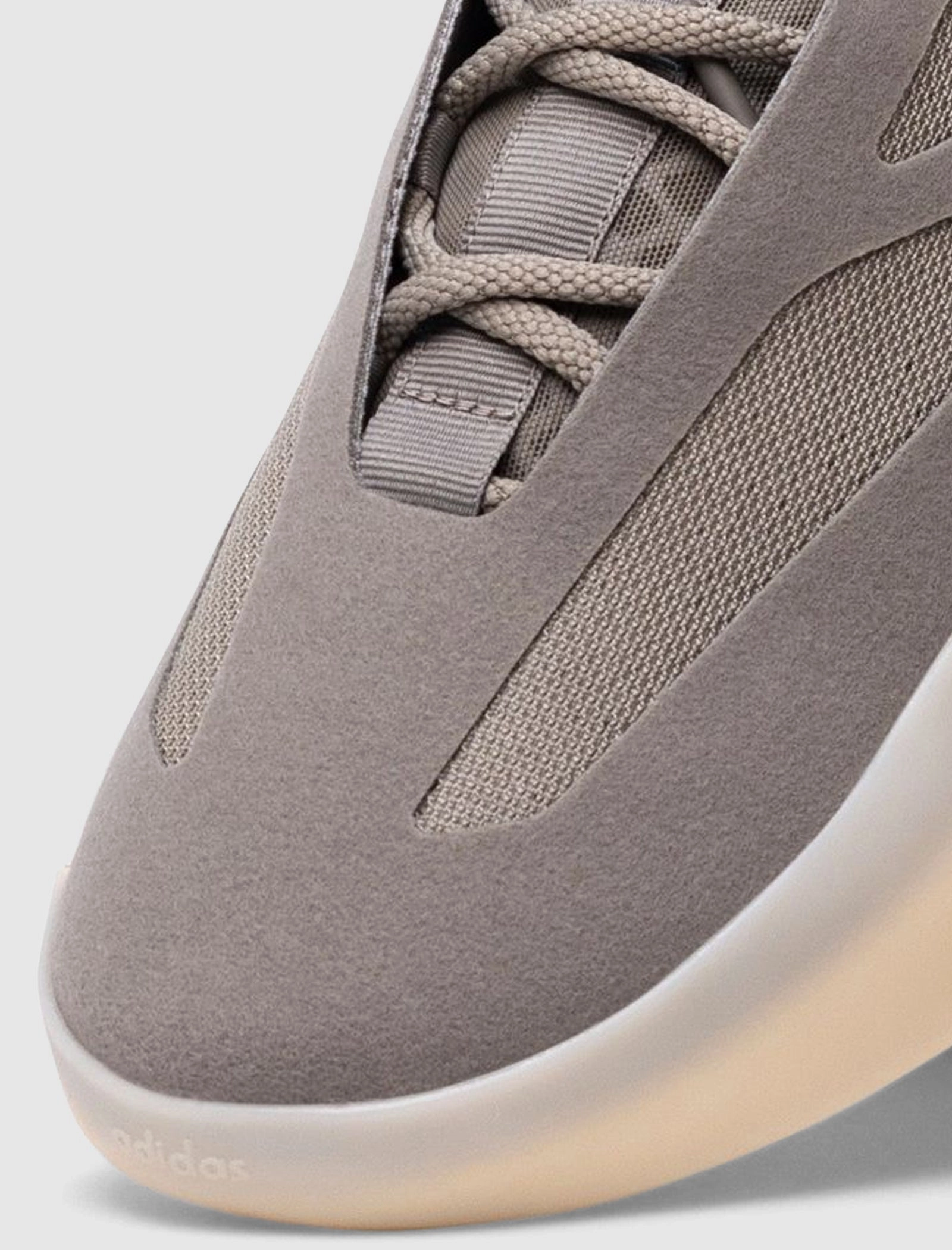 ATHLETICS II BASKETBALL LOW "PURE BEIGE" Everyday trainers for men