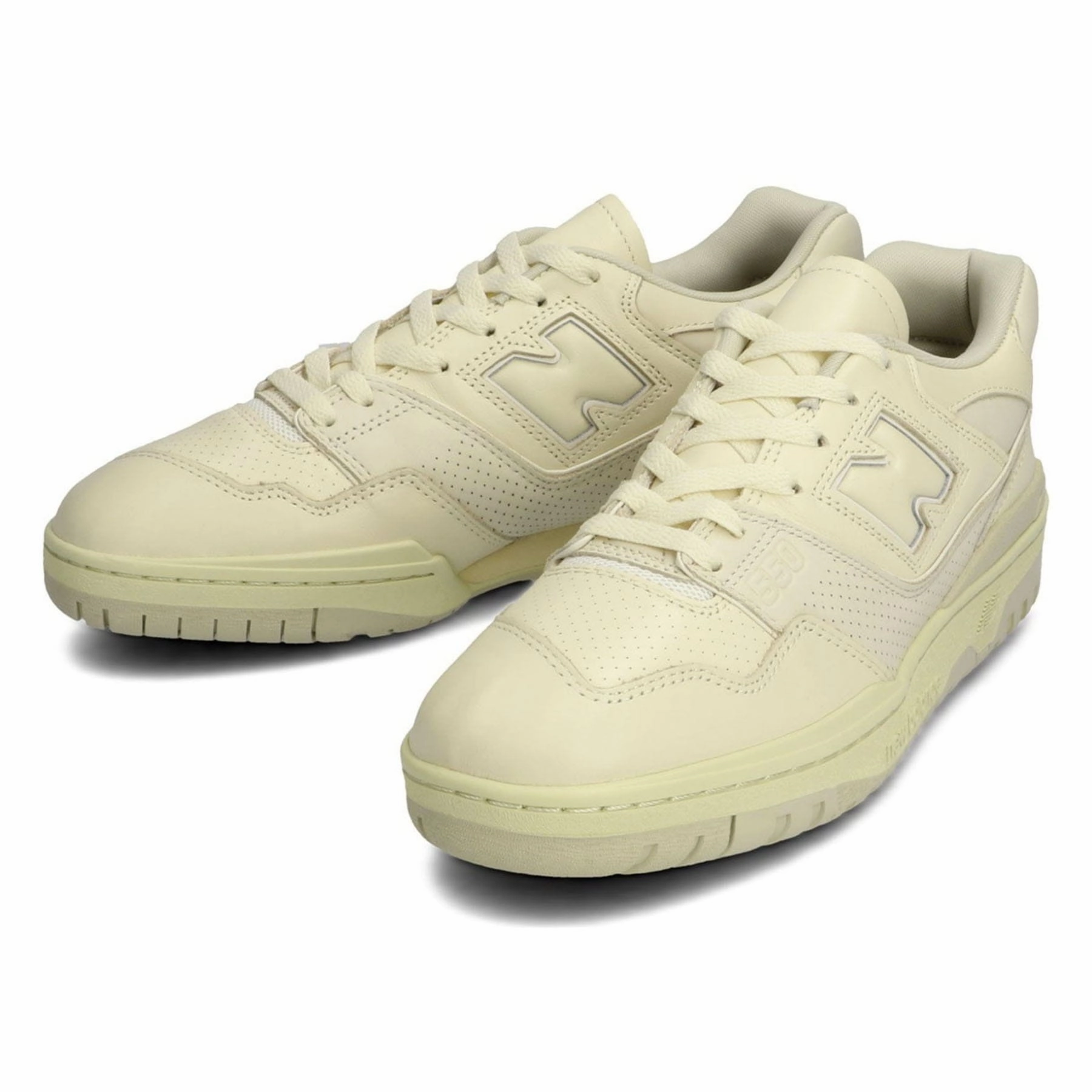AURALEE x New Balance 550 Ecru Cushioned running footwear