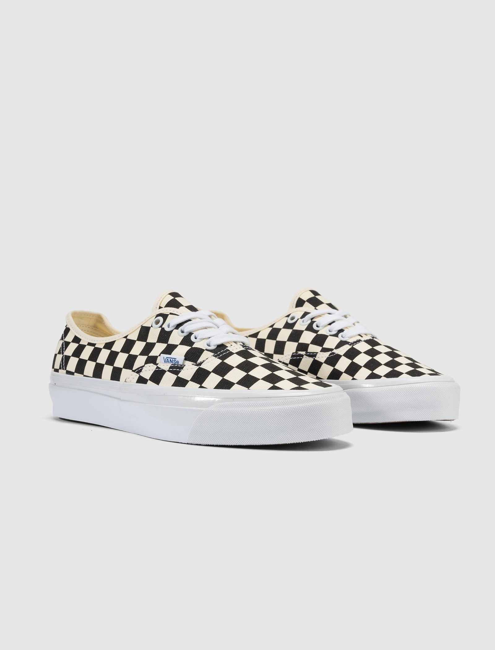 AUTHENTIC REISSUE 44 "CHECKERBOARD" Classic Vans Footwear