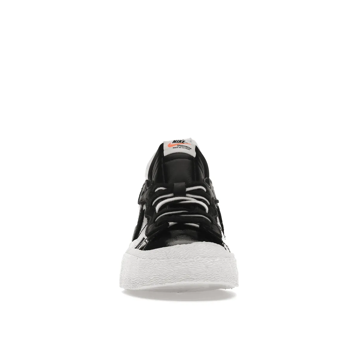 Blazer Low x Sacai Black Patent Leather Nike X Sacai Edition
