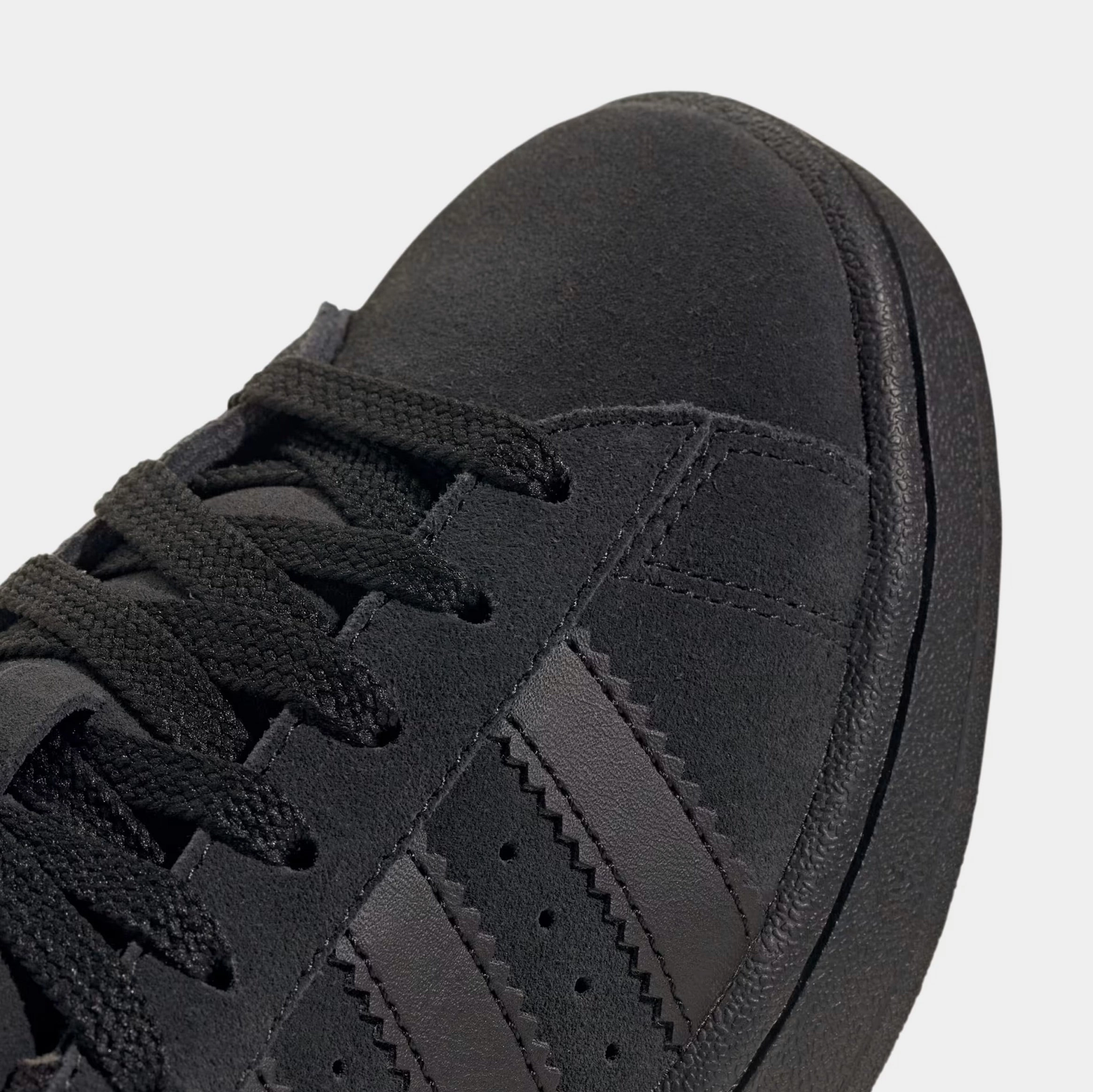 Campus 00s Grade School Lifestyle Shoes (Core Black) Classic suede trainers