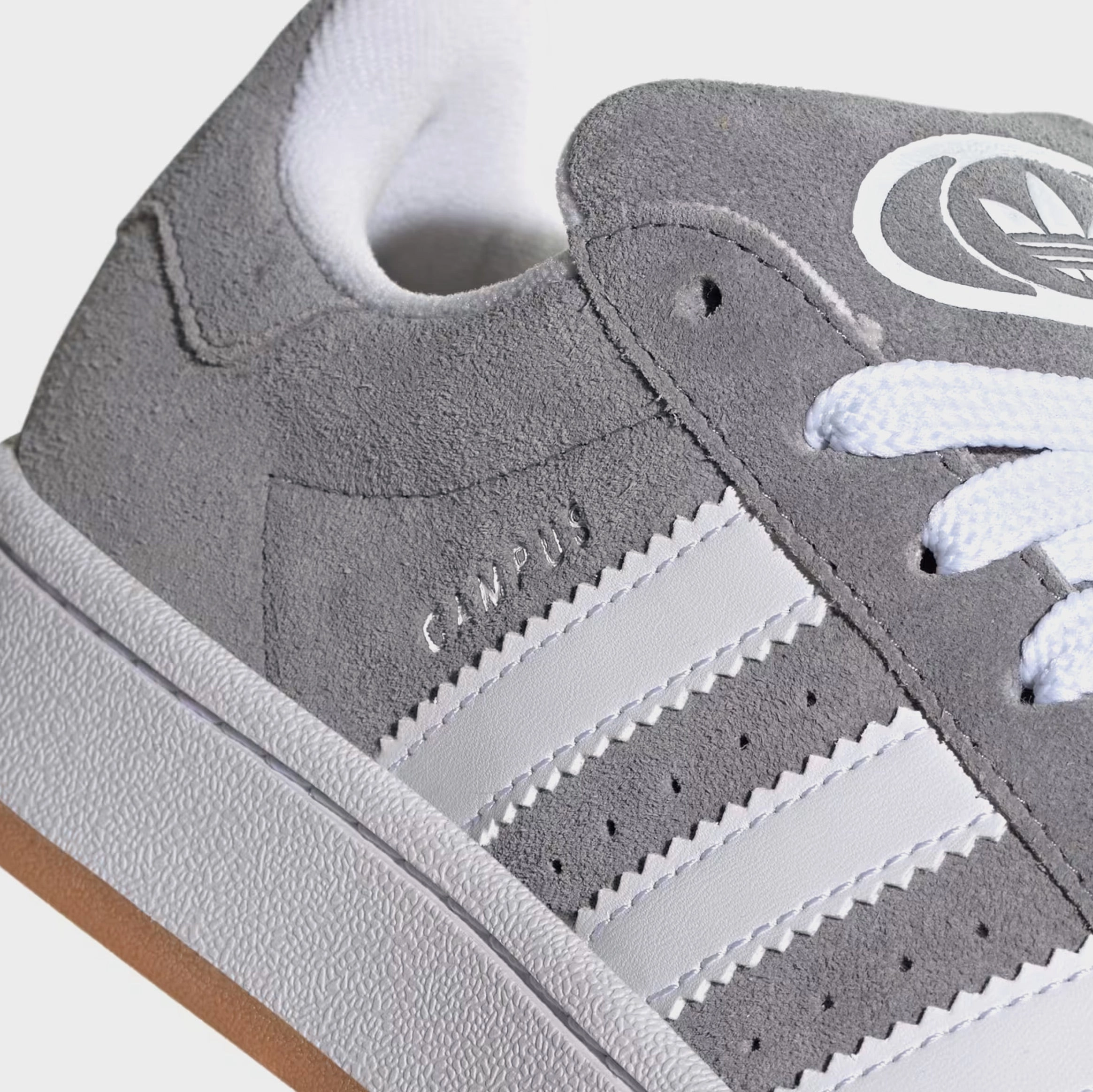 Campus 00s Grade School Lifestyle Shoes (Grey Three/Cloud White/Cloud White) Classic suede trainers