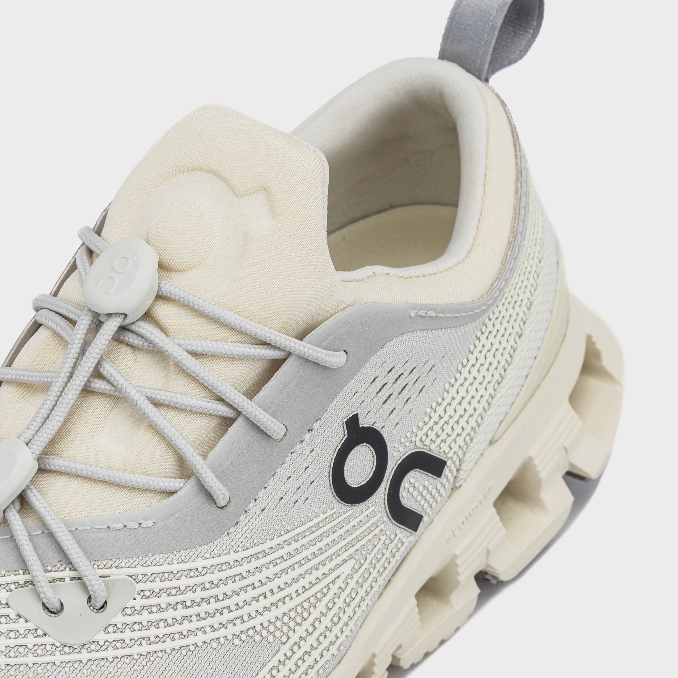 Cloud X Z5 Womens Running Shoes (Beige/White) On Running Womens Shoes