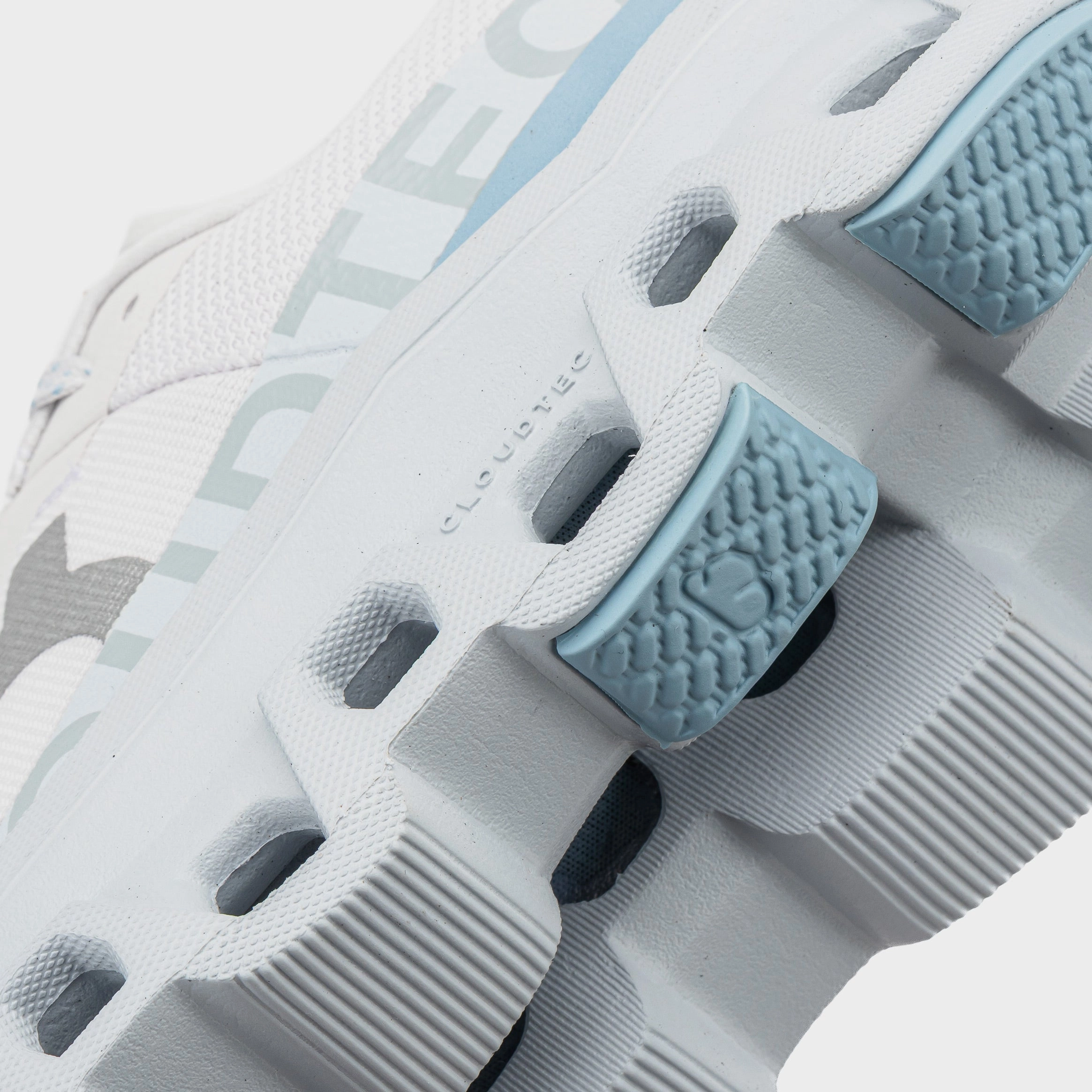 Cloudmonster Womens Running Shoes (Frost/Wash) On Running Womens Shoes