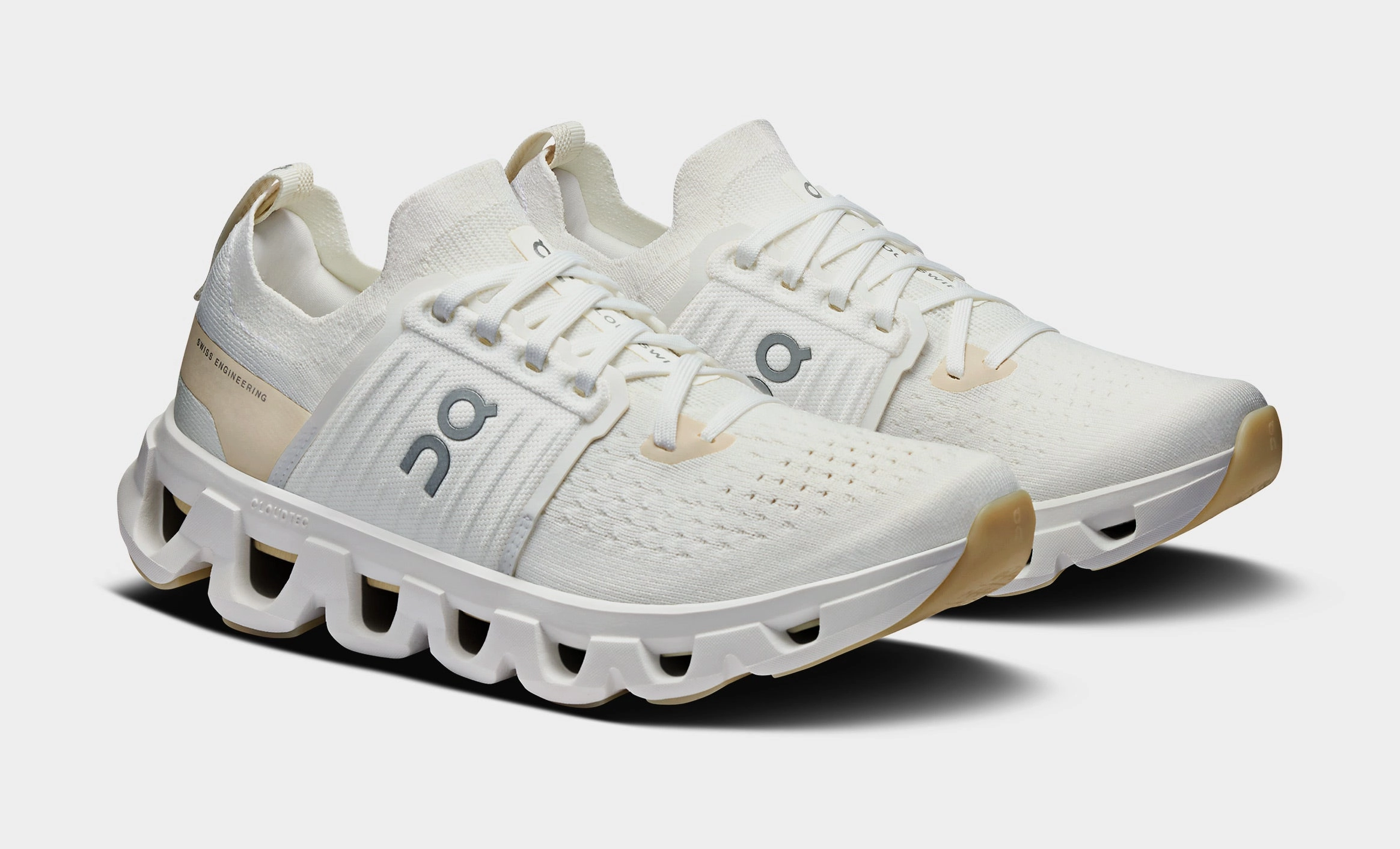 Cloudswift 4 Womens Running Shoes (White/Cream) On Running Womens Shoes