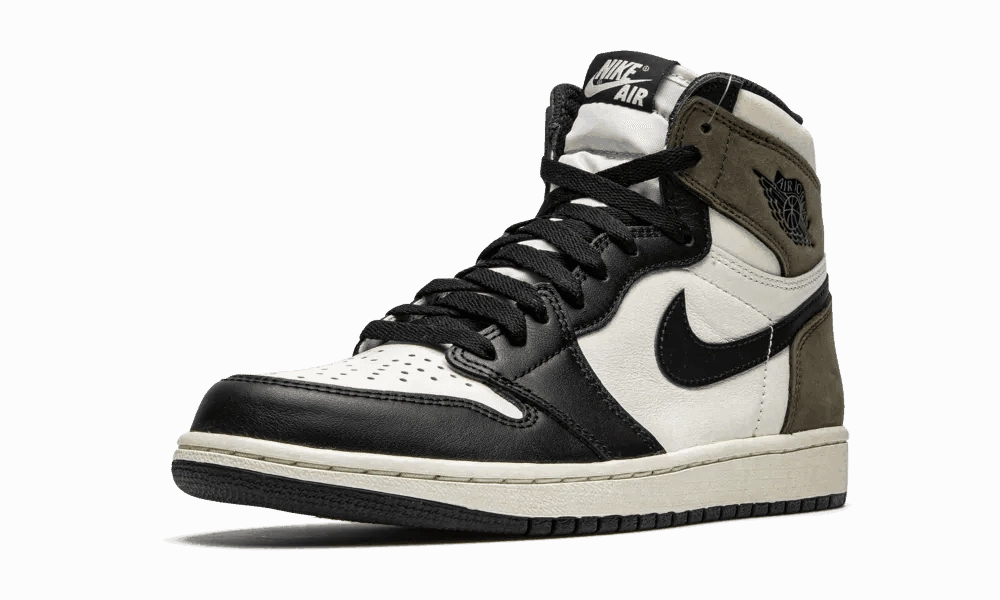 Copy of Air Jordan 1 High Dark Mocha High-cut throwback trainers