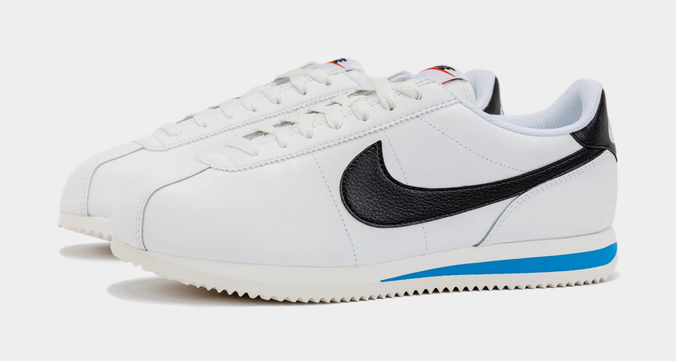 Cortez 23 Mens Running Shoes (White/Black) Classic Cortez